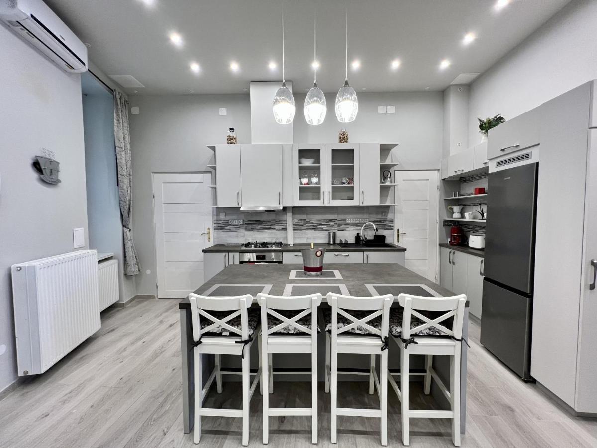 בודפשט Krisztina Apartments מראה חיצוני תמונה