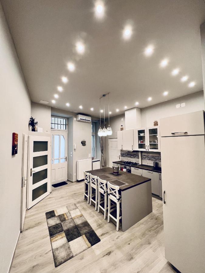 בודפשט Krisztina Apartments מראה חיצוני תמונה