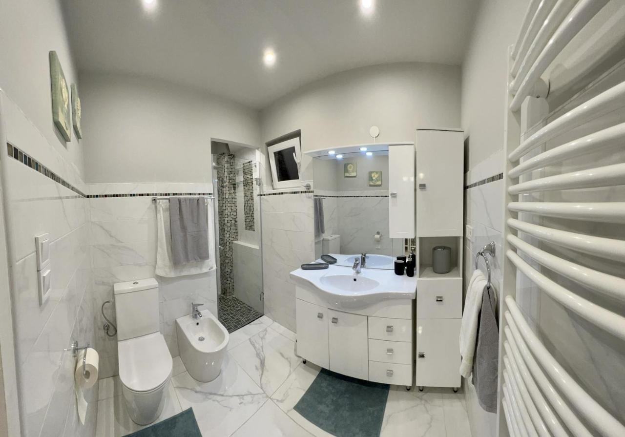 בודפשט Krisztina Apartments מראה חיצוני תמונה